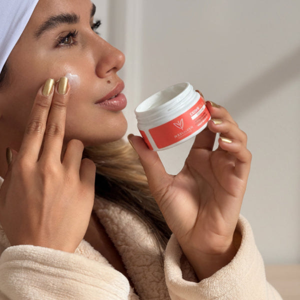 CREME FACIAL COM RETINOL 50g