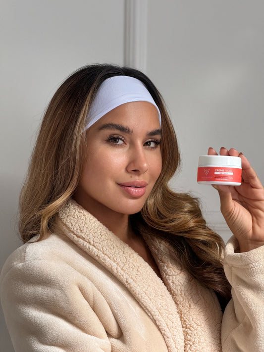 CREME FACIAL COM RETINOL 50g